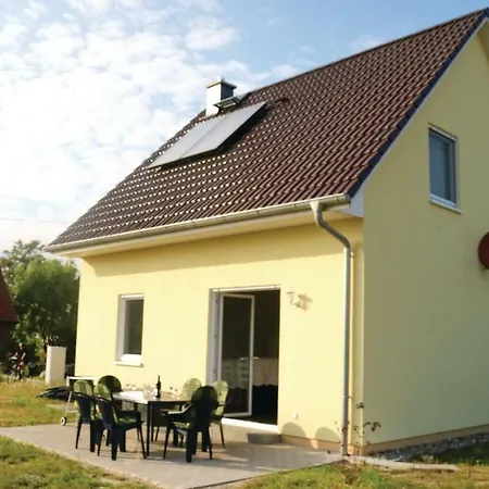 Vakantiehuis Lovely In With Wifi *